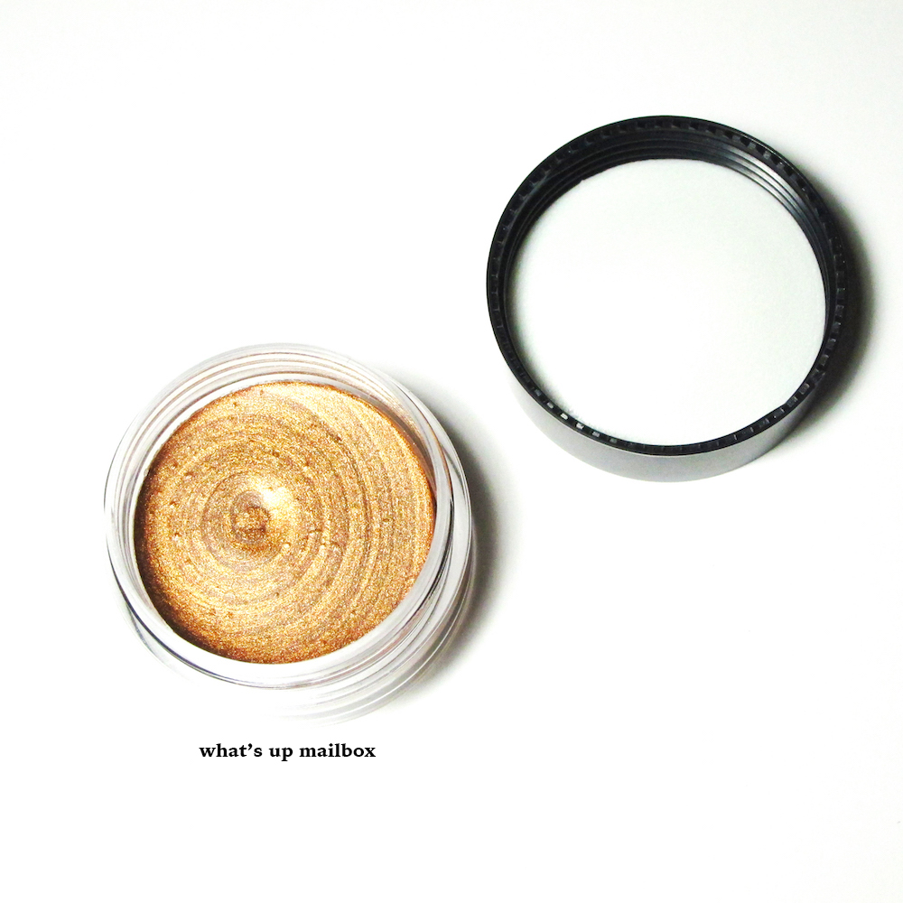 Mica Beauty Cream Eyeshadow in Bronze
